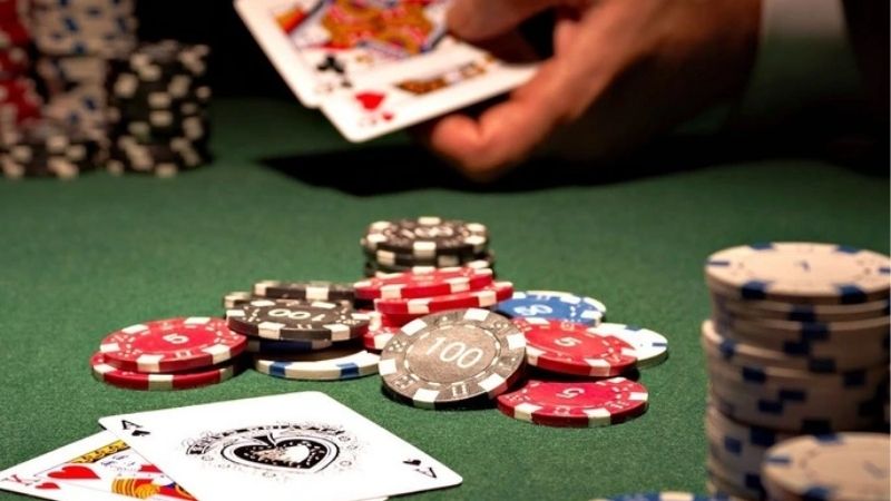 Bí Kíp Xếp Bài Mậu Binh Từ AE Sexy Cho Bet Thủ Thông Thái