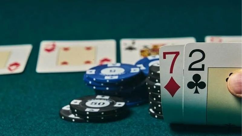 Phòng Thủ Trong Poker Sunwin | Người Mới Nên Biết Gì?